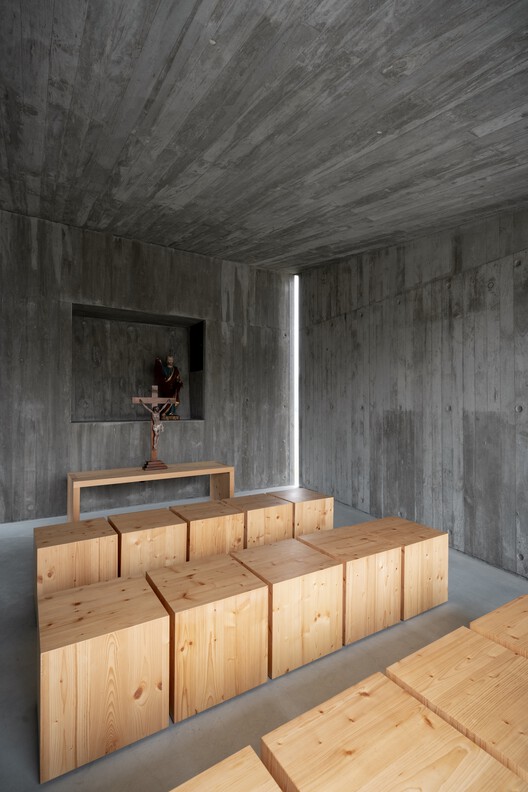 Chapel Of Saint Peter / Atelier 66 - Image 4 of 17