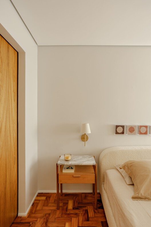 Apartamento IF / Estúdio Nimo - Fotografia de Interiores, Dormitório, Madeira, Cama
