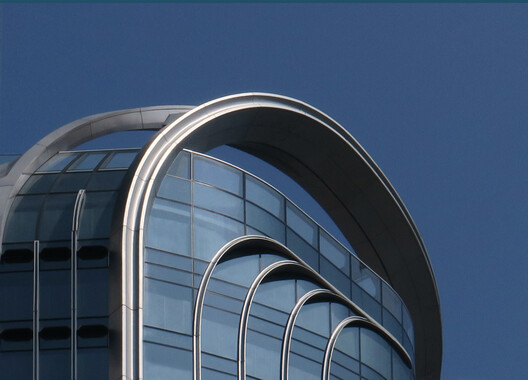 Zaha Hadid Architects’ Gateway Centre in West Kowloon Hong Kong Nears Completion, Captured by Paul Clemence - Image 17 of 27