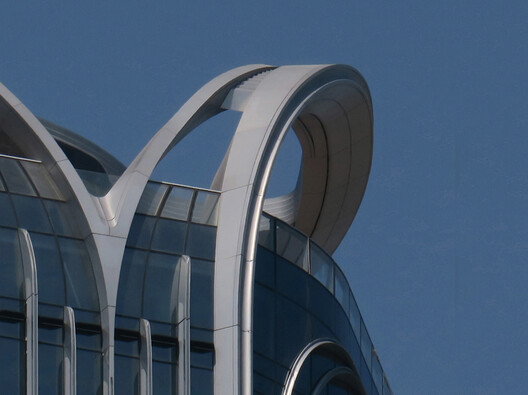 Zaha Hadid Architects’ Gateway Centre in West Kowloon Hong Kong Nears Completion, Captured by Paul Clemence - Image 10 of 27