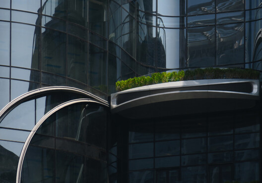 Zaha Hadid Architects’ Gateway Centre in West Kowloon Hong Kong Nears Completion, Captured by Paul Clemence - Image 13 of 27