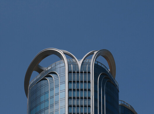 Zaha Hadid Architects’ Gateway Centre in West Kowloon Hong Kong Nears Completion, Captured by Paul Clemence - Image 18 of 27