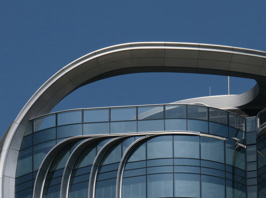 Zaha Hadid Architects’ Gateway Centre in West Kowloon Hong Kong Nears Completion, Captured by Paul Clemence - Image 8 of 27