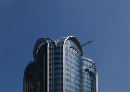 Zaha Hadid Architects’ Gateway Centre in West Kowloon Hong Kong Nears Completion, Captured by Paul Clemence - Image 14 of 27