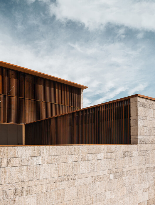 Fronton court and multi-purpose space Maeztu Basque Pelota Court / Verne Arquitectura - Exterior Photography