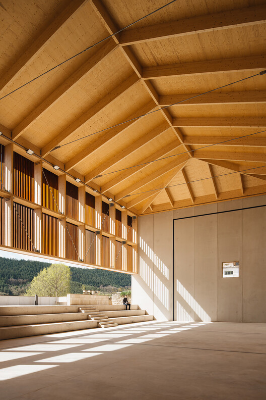 Fronton court and multi-purpose space Maeztu Basque Pelota Court / Verne Arquitectura - Image 16 of 33