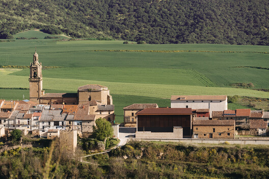 Fronton court and multi-purpose space Maeztu Basque Pelota Court / Verne Arquitectura - Image 9 of 33