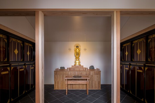 Joren-ji Ossuary / OOOarchitecture - Interior Photography, Wood, Glass