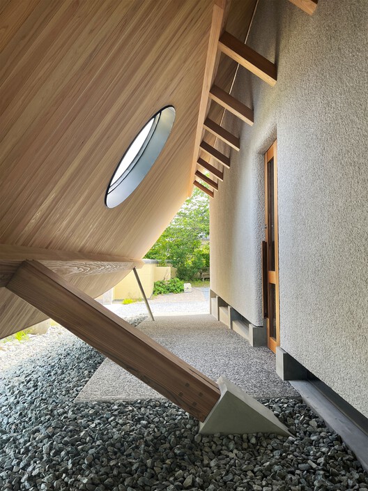 Joren-ji Ossuary / OOOarchitecture - Image 2 of 28