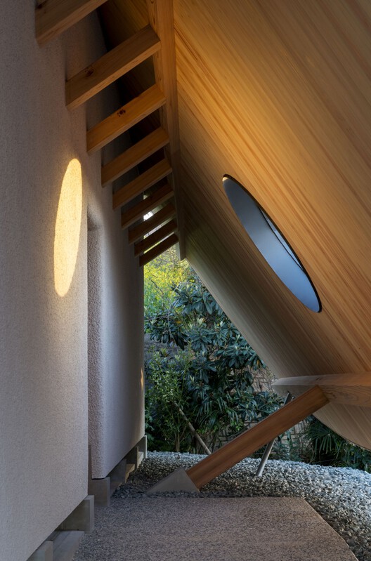Joren-ji Ossuary / OOOarchitecture - Interior Photography, Wood