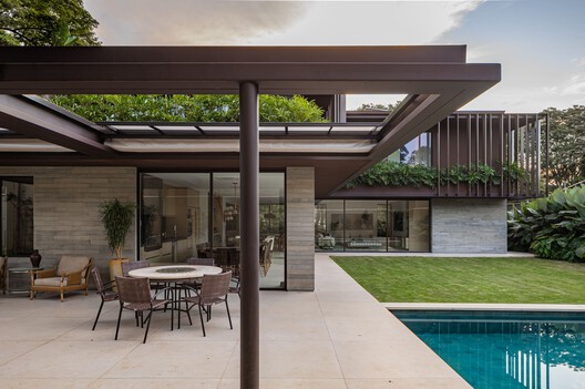 JCD Residence / Ximenes Leite Arquitetura - Interior Photography, Dining room, Courtyard