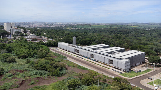 Center for Biomedical Research at the Faculty of Medical and Dental Sciences (FMRP) – University of São Paulo (USP) / Biselli Katchborian Arquitetos - Image 4 of 24