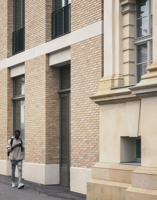 Pom - Two Residential Buildings Block III / zanderroth - Interior Photography, Brick