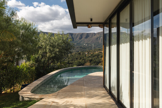 Boa Vista House / facury + guaja.cc + Thiago Bandeira Boa Vista House / facury + guaja.cc + Thiago Bandeira - Image 18 of 25