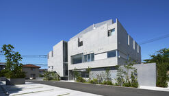 Nanakuma 产科诊所 / Yoshitaka Suzuki and Associates
