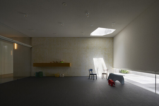 Obstetrics in Nanakuma / Yoshitaka Suzuki and Associates - Image 16 of 39