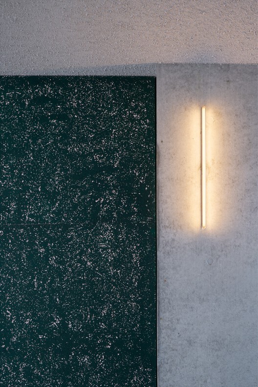 Obstetrics in Nanakuma / Yoshitaka Suzuki and Associates - Image 30 of 39