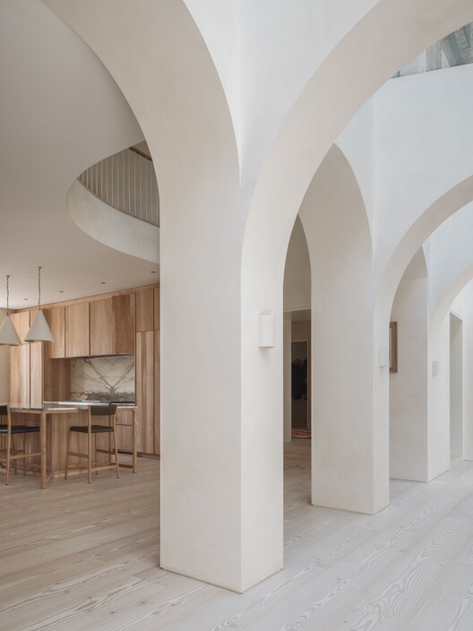 West London House  / Goldstein Heather - Interior Photography, Arch, Column, Arcade