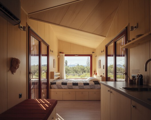 The Root Cabin / Kasawoo - Interior Photography, Kitchen