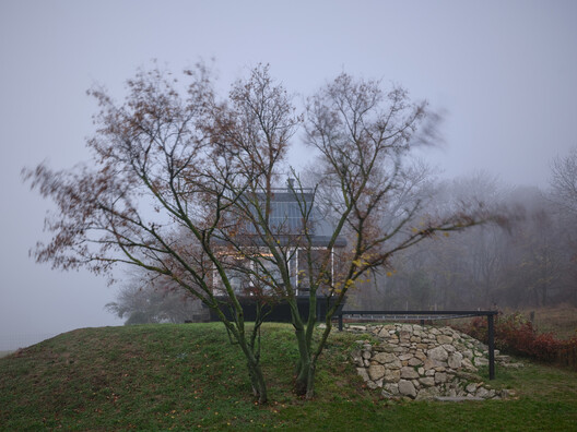 Cabin Devín / Ark-Shelter + ARCHEKTA - Image 17 of 25