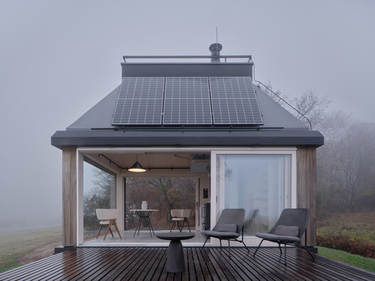 Cabin Devín / Ark-Shelter + ARCHEKTA - Exterior Photography