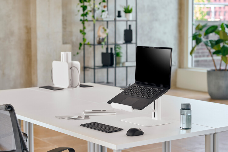 LANA: An Ergonomic Laptop Stand That Integrates into Workspace Design - Image 5 of 11