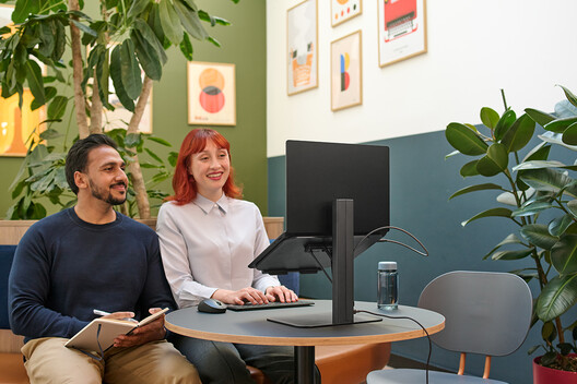 LANA: Ergonomic laptop stand that integrates into workspace design - Image 10 of 11