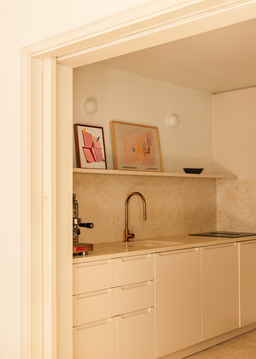 Apartamento en la Casa de la Moneda / Aurora Arquitectos Apartamento en la Casa de la Moneda / Aurora Arquitectos - Fotografía interior, Cocina, Madera, Encimera