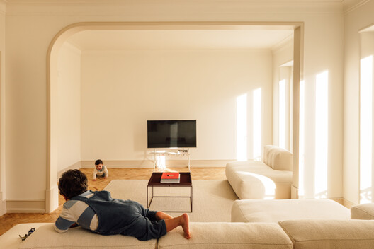 Apartamento en la Casa de la Moneda / Aurora Arquitectos Apartamento en la Casa de la Moneda / Aurora Arquitectos - Fotografía interior, Sala de estar, Madera
