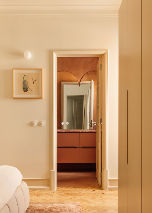Apartamento en la Casa de la Moneda / Aurora Arquitectos Apartamento en la Casa de la Moneda / Aurora Arquitectos - Fotografía interior, Madera, Puerta