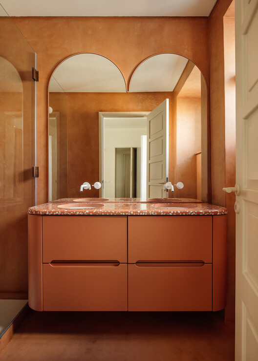 Apartamento en la Casa de la Moneda / Aurora Arquitectos Apartamento en la Casa de la Moneda / Aurora Arquitectos - Fotografía interior, Baño, Madera, Tarjas, Encimera