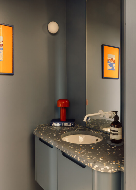 Apartamento en la Casa de la Moneda / Aurora Arquitectos Apartamento en la Casa de la Moneda / Aurora Arquitectos - Fotografía interior, Baño, Tarjas, Iluminación, Encimera