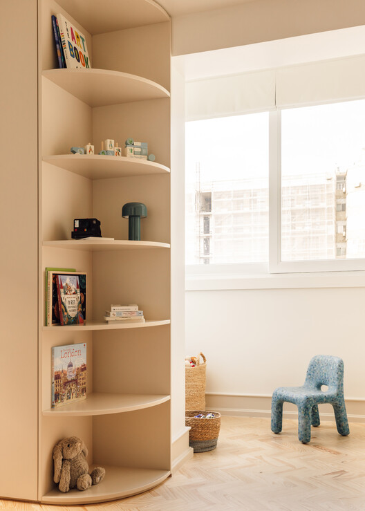 Apartamento en la Casa de la Moneda / Aurora Arquitectos Apartamento en la Casa de la Moneda / Aurora Arquitectos - Fotografía interior, Estanterías, Madera