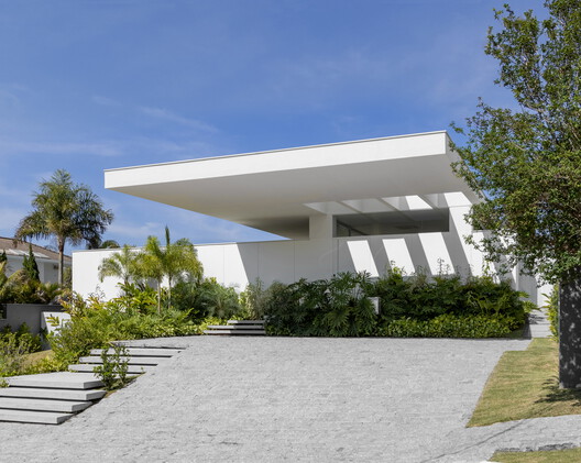 CS Residence / Fpoles Arquitetos CS Residence / Fpoles Arquitetos - Image 16 of 31