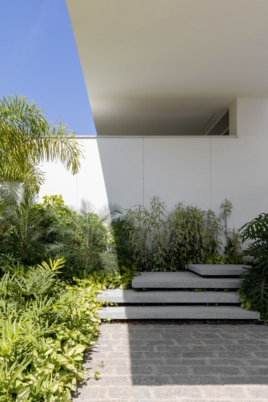 CS Residence / Fpoles Arquitetos CS Residence / Fpoles Arquitetos - Image 28 of 31