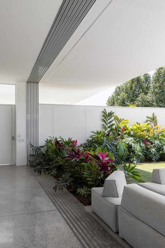 CS Residence / Fpoles Arquitetos CS Residence / Fpoles Arquitetos - Image 11 of 31