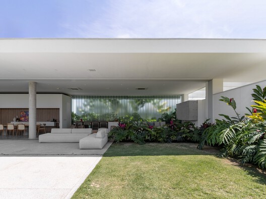 CS Residence / Fpoles Arquitetos CS Residence / Fpoles Arquitetos - Image 17 of 31