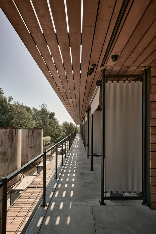 Dexamenes Seaside Hotel Extension / K-Studio Dexamenes Seaside Hotel Extension / K-Studio - Image 19 of 29