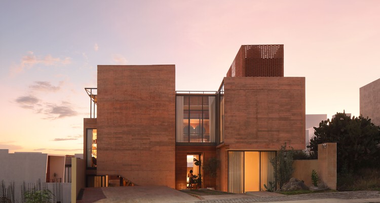 Casa Juriquilla / Estudio Mero - Fotografía Exterior