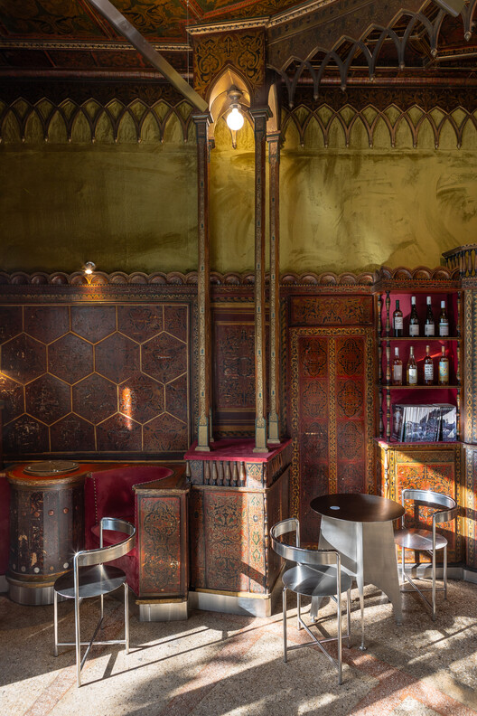 Lumen Coffee 1936 / snkh studio - Interior Photography, Wood, Lighting, Chair