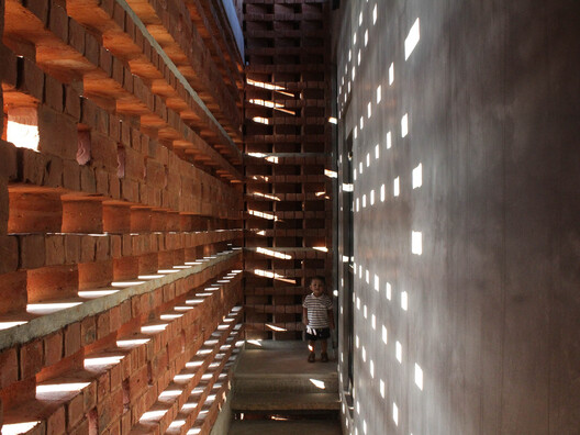 Jaali, Mashrabiya, Cobogó: The Lightest Skins in Architecture - Image 7 of 16