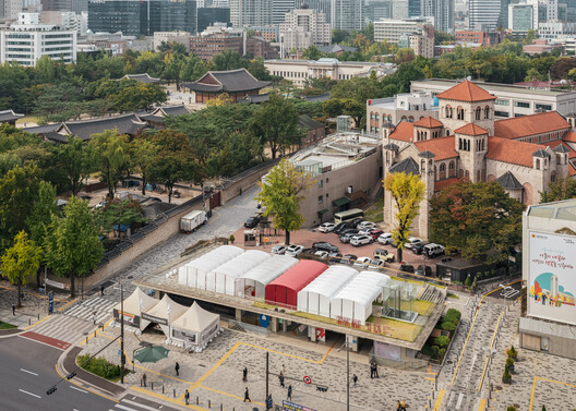 What Textiles and Translucency Bring to Public Space: 5 Lightweight Interventions What Textiles and Translucency Bring to Public Space: 5 Lightweight Interventions - Image 18 of 20