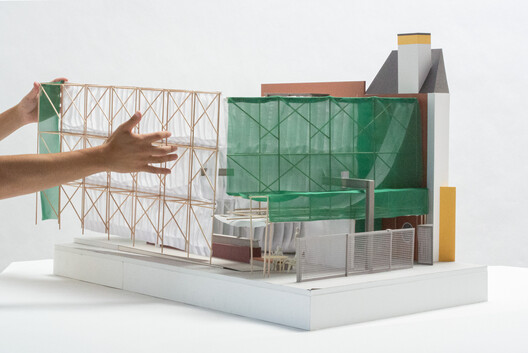 What Textiles and Translucency Bring to Public Space: 5 Lightweight Interventions What Textiles and Translucency Bring to Public Space: 5 Lightweight Interventions - Image 11 of 20