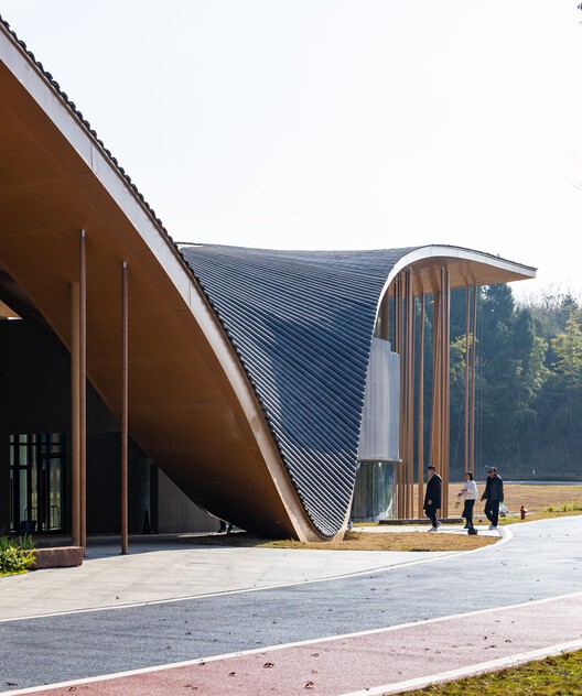 Renmin Canal Water Conservancy Culture Zhongjiang Memorial Hall / AOMOMO Studio, Shanghai Jiao Tong University - Image 16 of 49