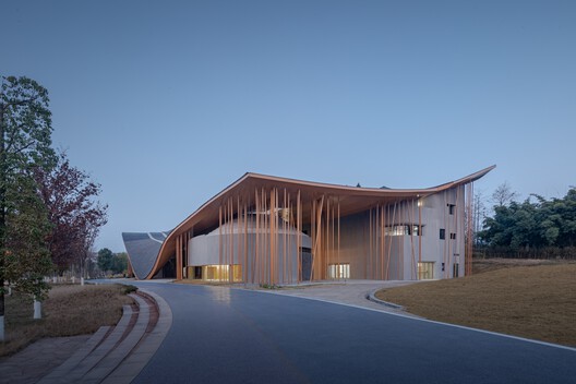 Renmin Canal Water Conservancy Culture Zhongjiang Memorial Hall / AOMOMO Studio, Shanghai Jiao Tong University - Image 11 of 49