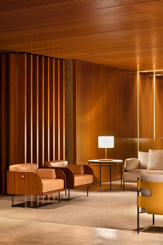 UVVA Winery / GAM Arquitetos UVVA Winery / GAM Arquitetos - Interior Photography, Living Room, Wood, Chair