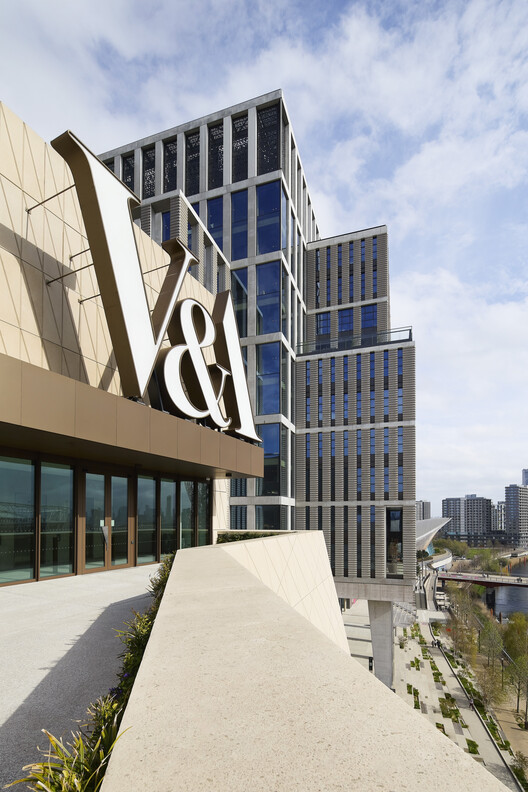 V&A East Museum by O’Donnell + Tuomey to Open in East London’s Cultural Quarter - Image 2 of 47