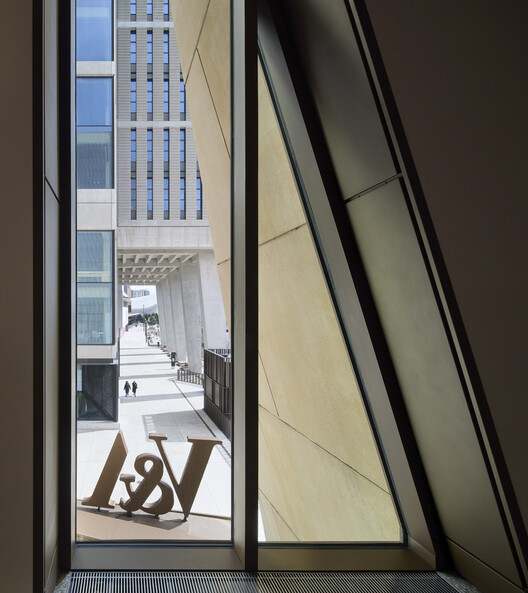 V&A East Museum by O’Donnell + Tuomey to Open in East London’s Cultural Quarter - Image 22 of 47