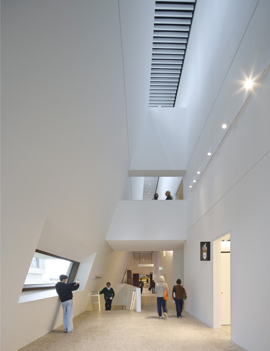 V&A East Museum by O’Donnell + Tuomey to Open in East London’s Cultural Quarter - Image 42 of 47