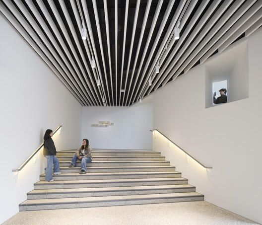 V&A East Museum by O’Donnell + Tuomey to Open in East London’s Cultural Quarter - Image 25 of 47